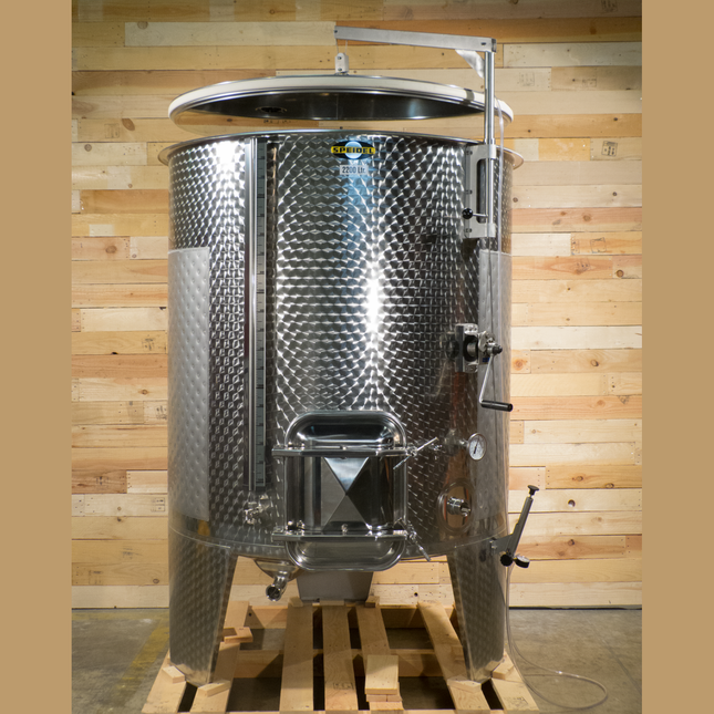 2200 l (581 gal) Speidel Variable Volume Max Jacketed Dish Bottom Tank with Oversized Manway, Extended Legs - PLACEHOLDER