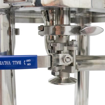 BevBright Stainless Steel Lenticular Filter Housing - 12 in. - 1 High - with fittings